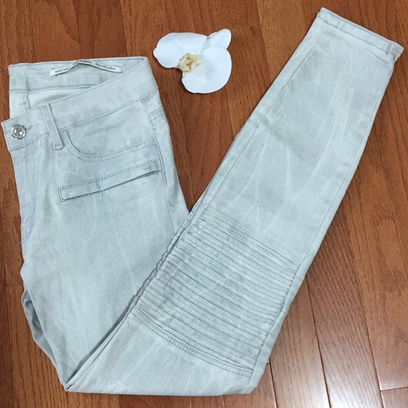 Zara Denim - Zara Skinny Jean Size 2